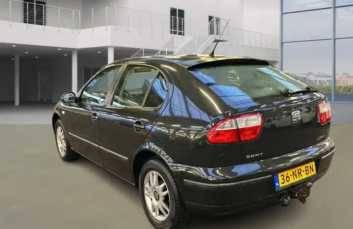 
								SEAT Leon full									