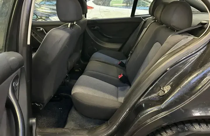 
								SEAT Leon full									