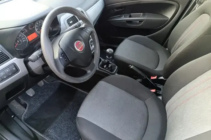 
								Fiat Punto Evo full									