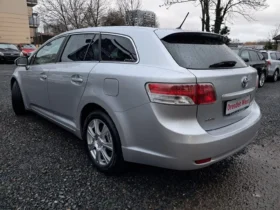 Toyota Avensis Kombi Edition