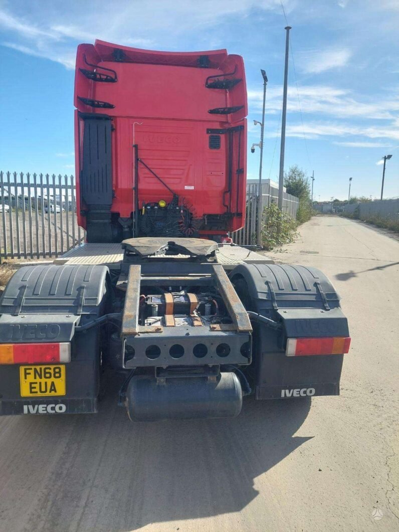 
								Iveco Stralis 400, 1 sleeper full									